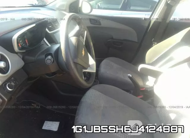 1G1JB5SH6J4124887 фото 5