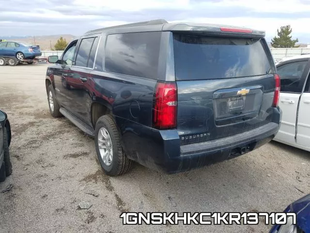 1GNSKHKC1KR137107 фото 3