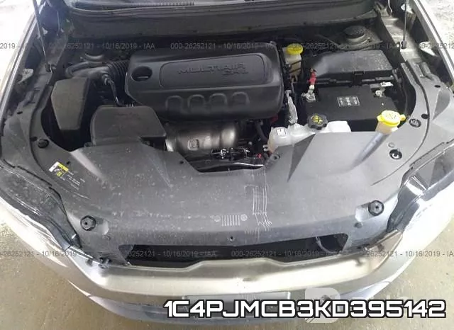 1C4PJMCB3KD395142 фото 2