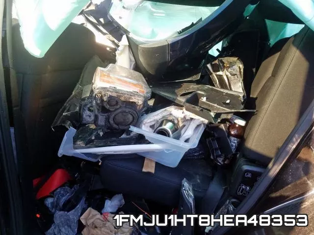 1FMJU1HT8HEA48353 фото 4