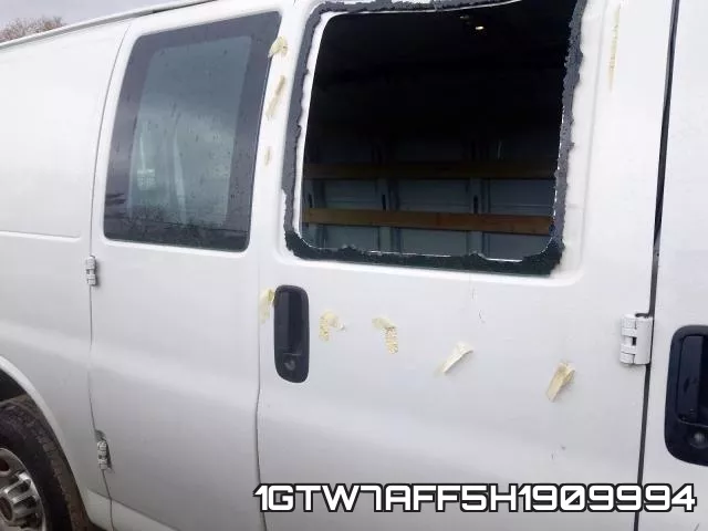 1GTW7AFF5H1909994 фото 3