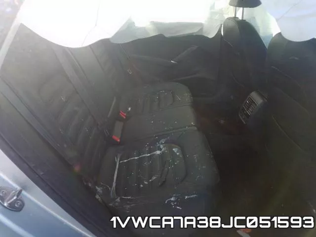 1VWCA7A38JC051593 фото 5