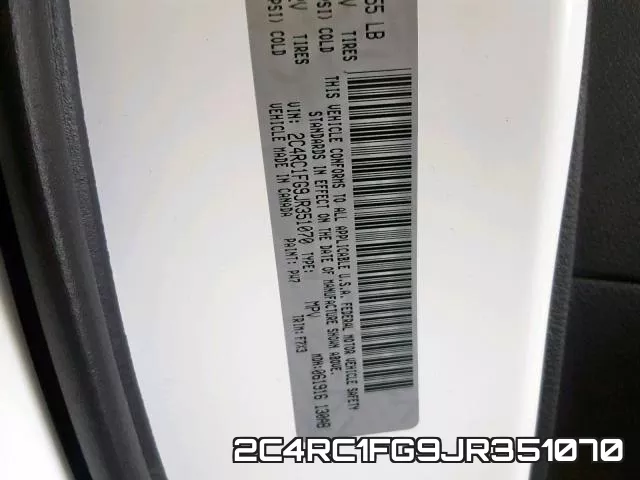 2C4RC1FG9JR351070 фото 2