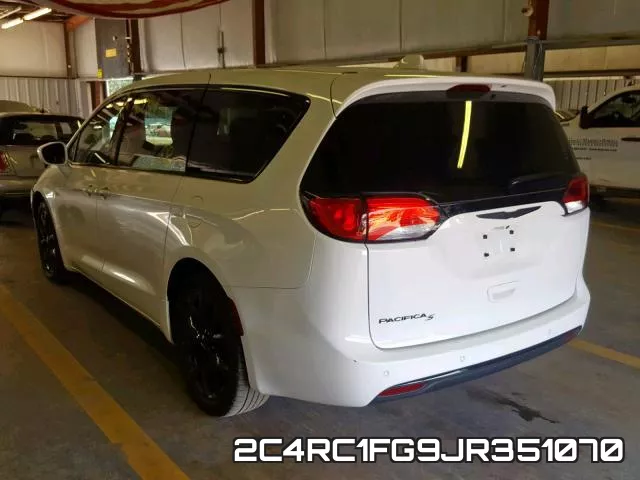 2C4RC1FG9JR351070 фото 4