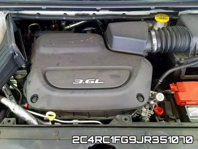 2C4RC1FG9JR351070 фото 8