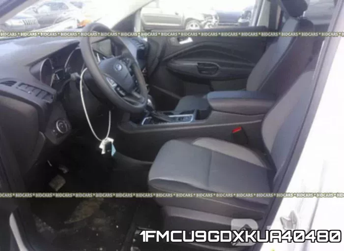 1FMCU9GDXKUA40480 фото 6