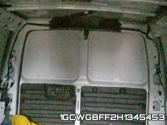1GCWGBFF2H1345453 фото 4