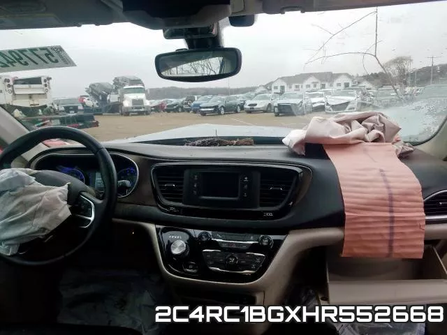 2C4RC1BGXHR552668 фото 7