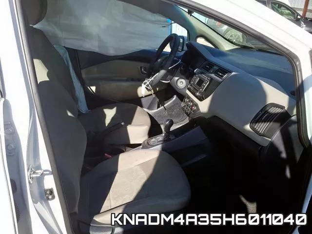 KNADM4A35H6011040 фото 3