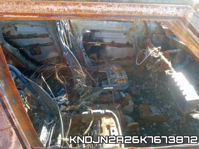 KNDJN2A26K7673872 фото 6