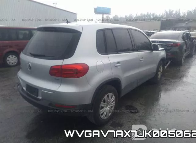 WVGAV7AX7JK005062 фото 2