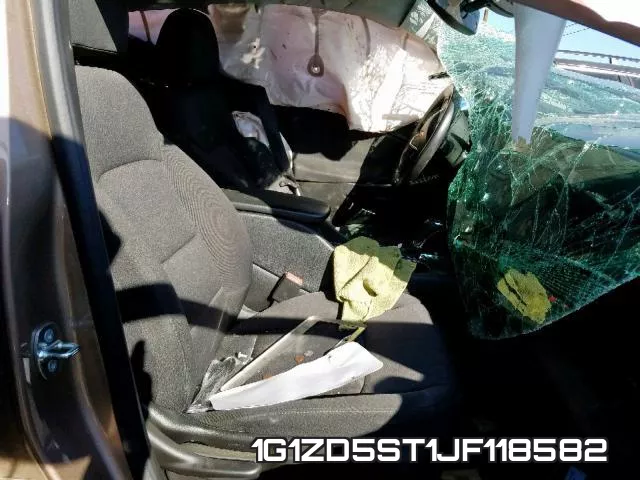 1G1ZD5ST1JF118582 фото 4