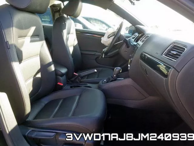 3VWD17AJ8JM240939 фото 6