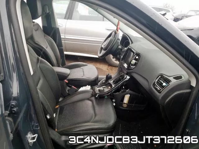 3C4NJDCB3JT372606 фото 5