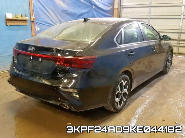 3KPF24AD9KE044182 фото 3