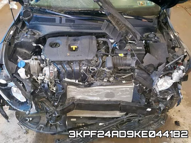 3KPF24AD9KE044182 фото 6