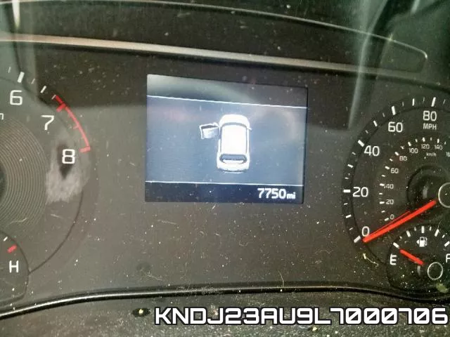 KNDJ23AU9L7000706 фото 8