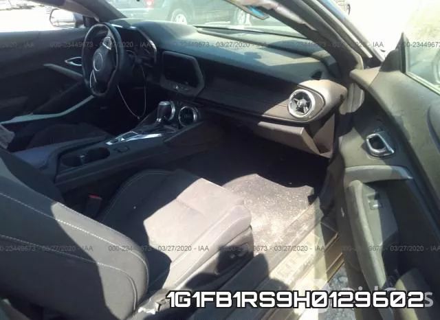 1G1FB1RS9H0129602 фото 3