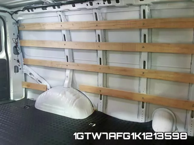 1GTW7AFG1K1213598 фото 7