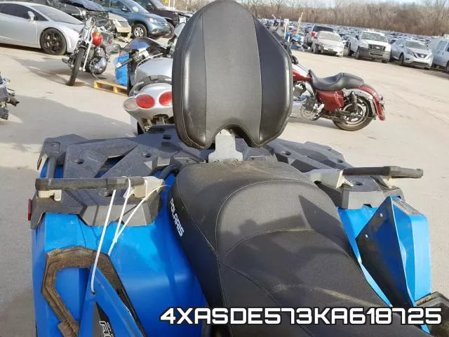 4XASDE573KA618725 фото 4
