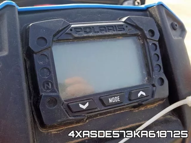 4XASDE573KA618725 фото 5