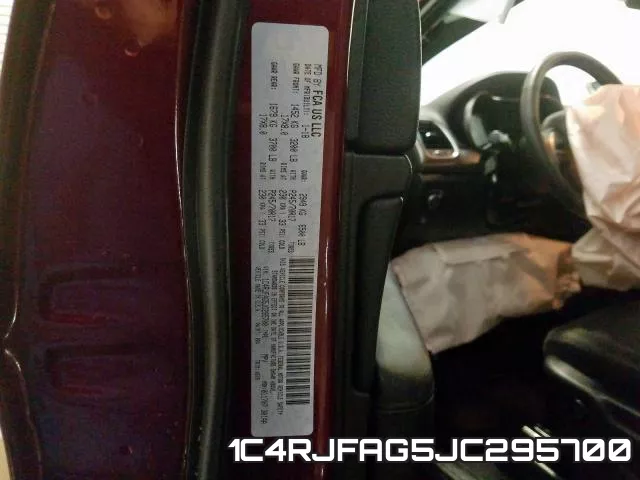 1C4RJFAG5JC295700 фото 2