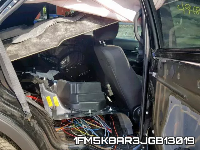 1FM5K8AR3JGB13019 фото 6