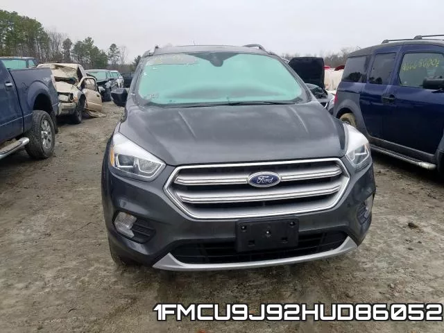 1FMCU9J92HUD86052 фото 8