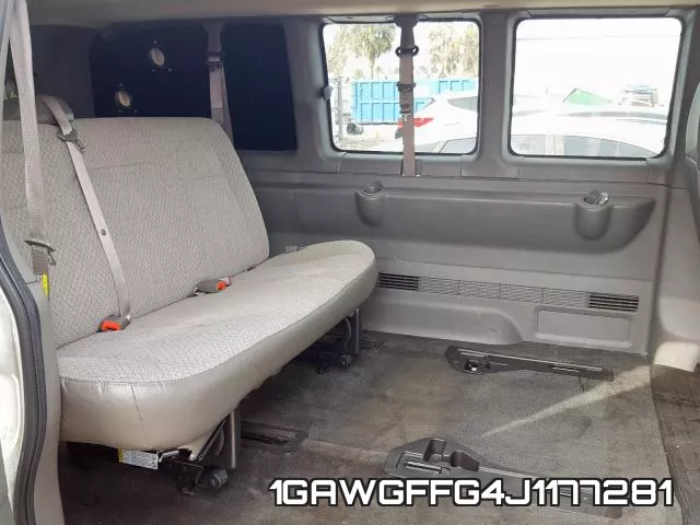 1GAWGFFG4J1177281 фото 7