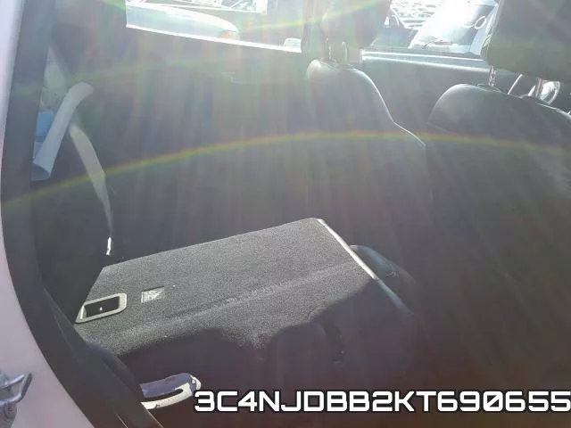 3C4NJDBB2KT690655 фото 5