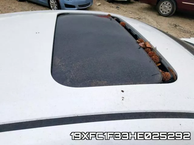 19XFC1F33HE025292 фото 8
