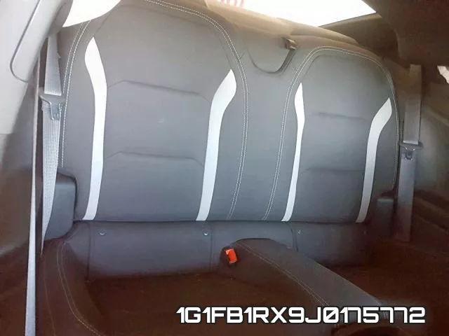 1G1FB1RX9J0175772 фото 4