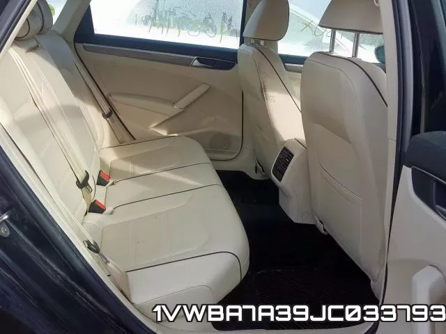 1VWBA7A39JC033793 фото 7