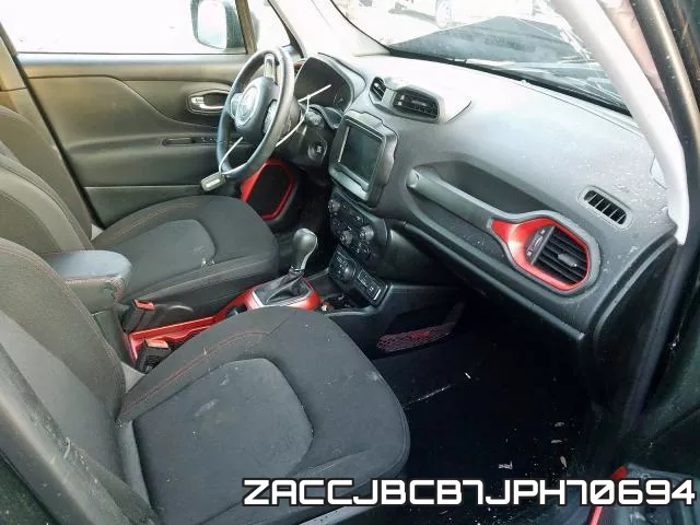 ZACCJBCB7JPH70694 фото 3