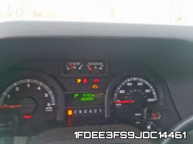 1FDEE3FS9JDC14461 фото 7