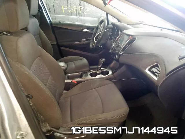 1G1BE5SM7J7144945 фото 4
