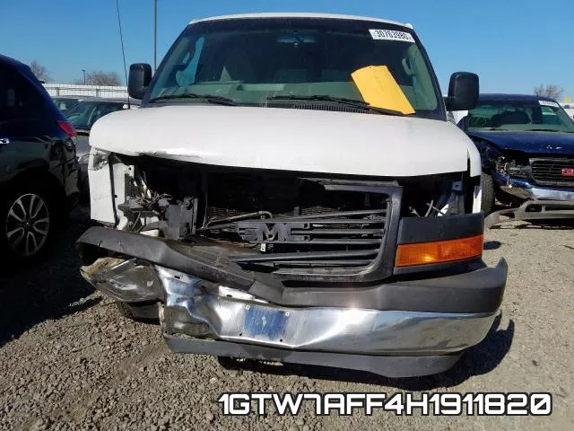 1GTW7AFF4H1911820 фото 8