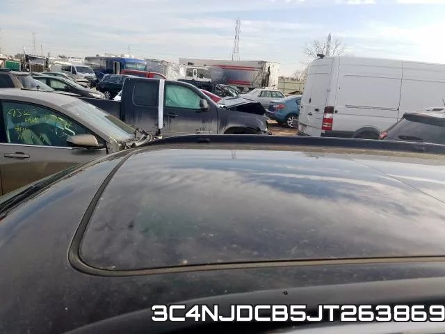 3C4NJDCB5JT263869 фото 8