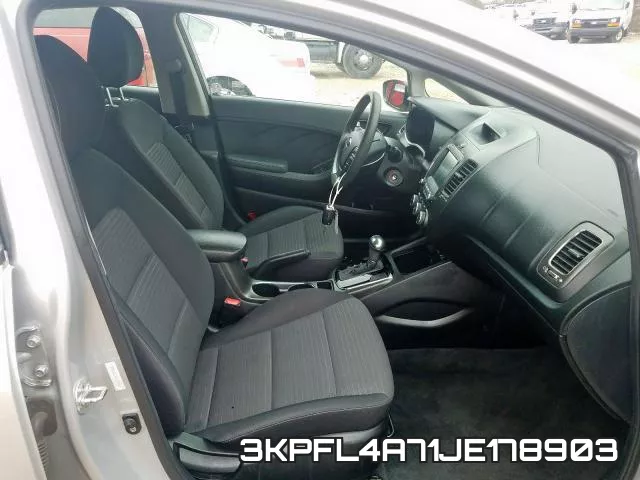 3KPFL4A71JE178903 фото 5