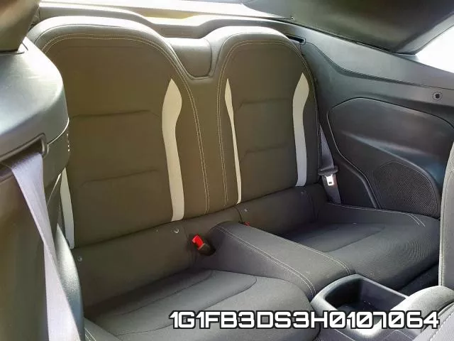 1G1FB3DS3H0107064 фото 4