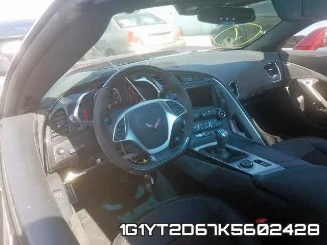 1G1YT2D67K5602428 фото 4