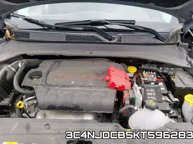 3C4NJDCB5KT596283 фото 6