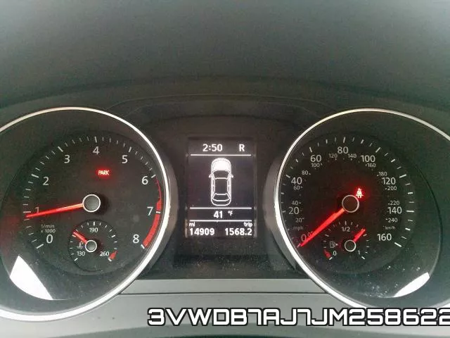 3VWDB7AJ7JM258622 фото 9