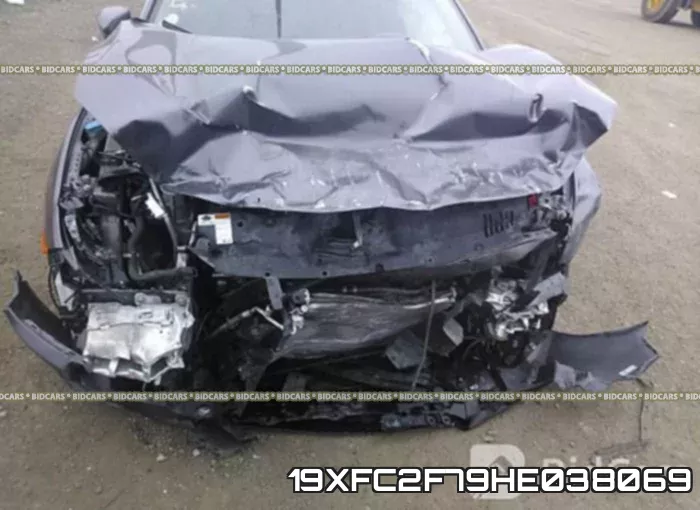 19XFC2F79HE038069 фото 7