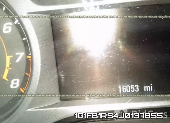 1G1FB1RS4J0137855 фото 8