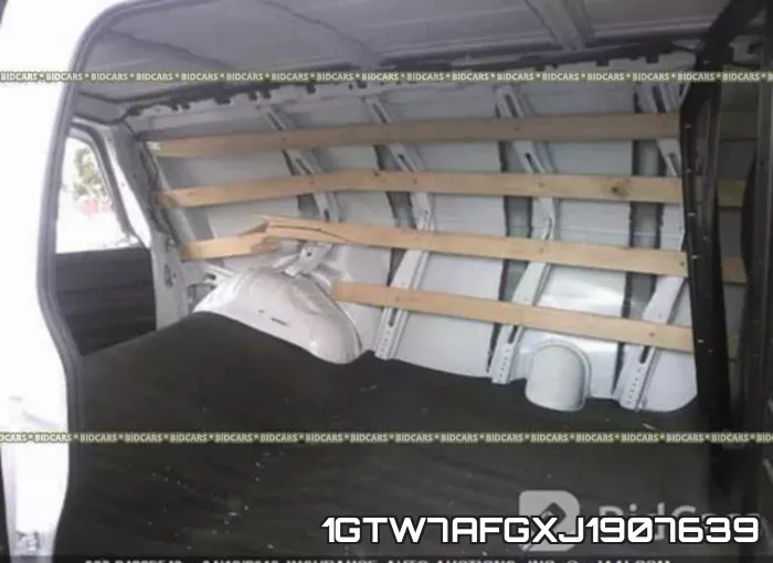 1GTW7AFGXJ1907639 фото 9
