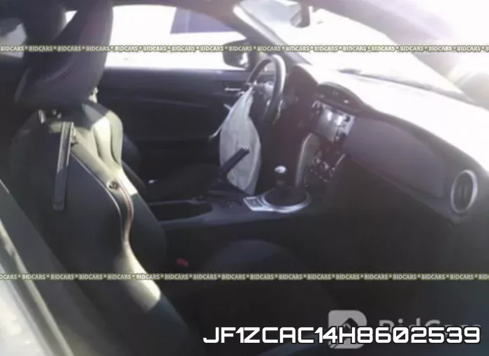 JF1ZCAC14H8602539 фото 6