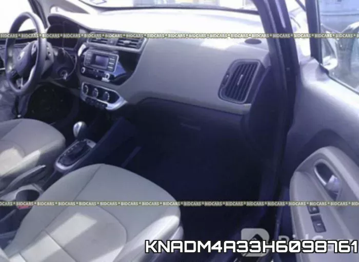 KNADM4A33H6098761 фото 6