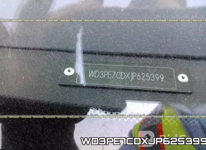 WD3PE7CDXJP625399 фото 10