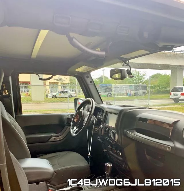 1C4BJWDG6JL812015 фото 4